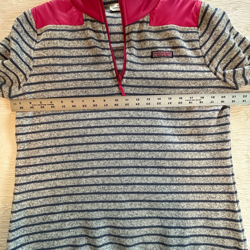 Vineyard Vines quarter zip top blue stripes size M - Picture 8 of 10